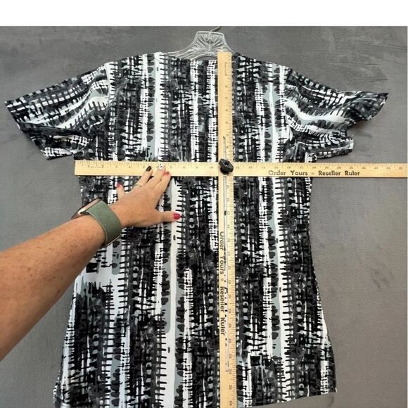 CARHARTT force cross flex v-neck scrub top C12114 black grey size XS womens - Picture 4 of 16